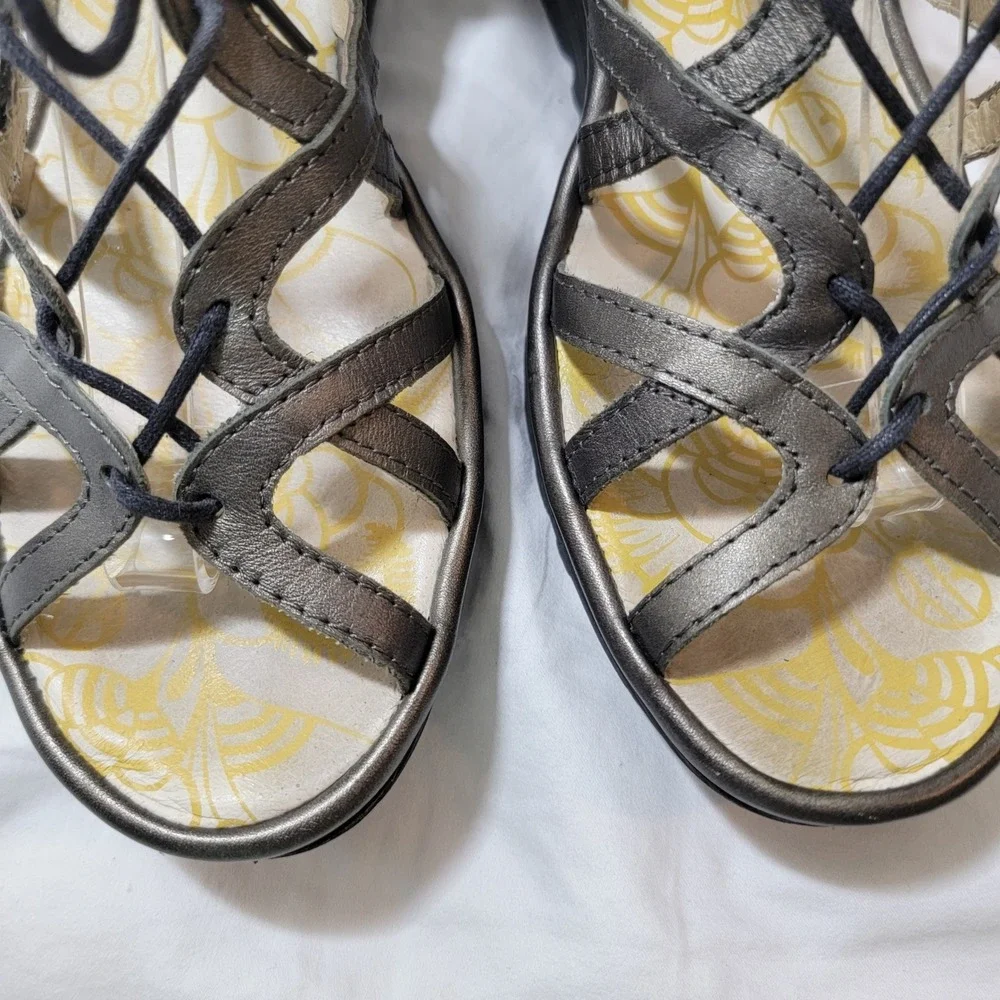 Fly London Yuke Pewter Metallic Leather Lace Up Gladiator Wedge Sandals 39 8-8.5